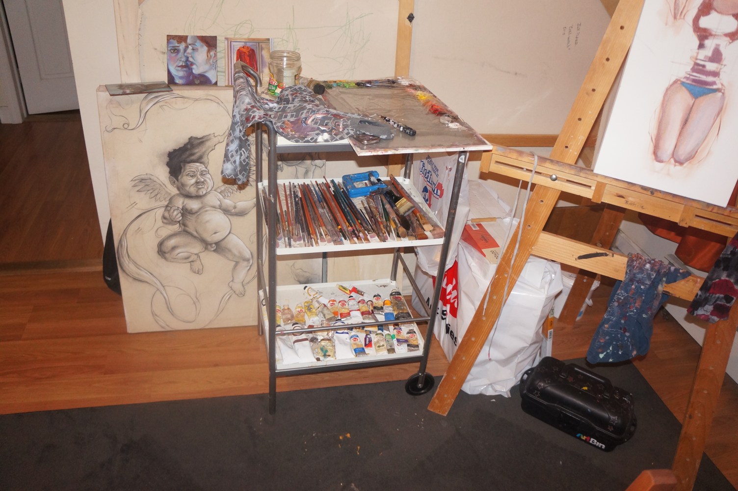 In the Studio part III: Rob “TMO” Plater – Materials and Easel – The Art making process